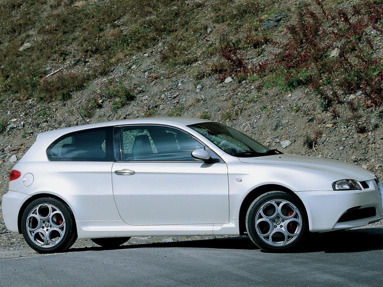 обои ALFA ROMEO 147 G НА ДИСКАХ фото