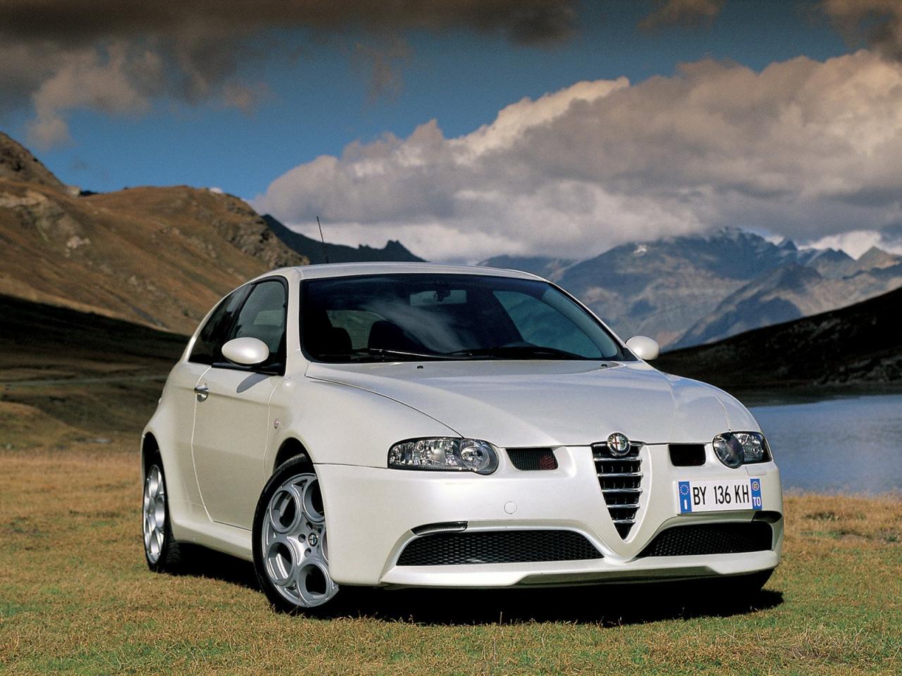 обои ALFA ROMEO 147 GT ФОН НЕБА фото