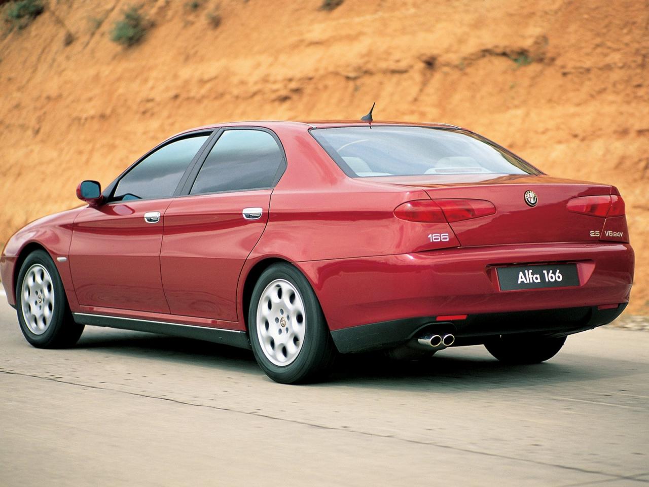 обои ALFA ROMEO 166 ЦВЕТ ВИШНЯ фото