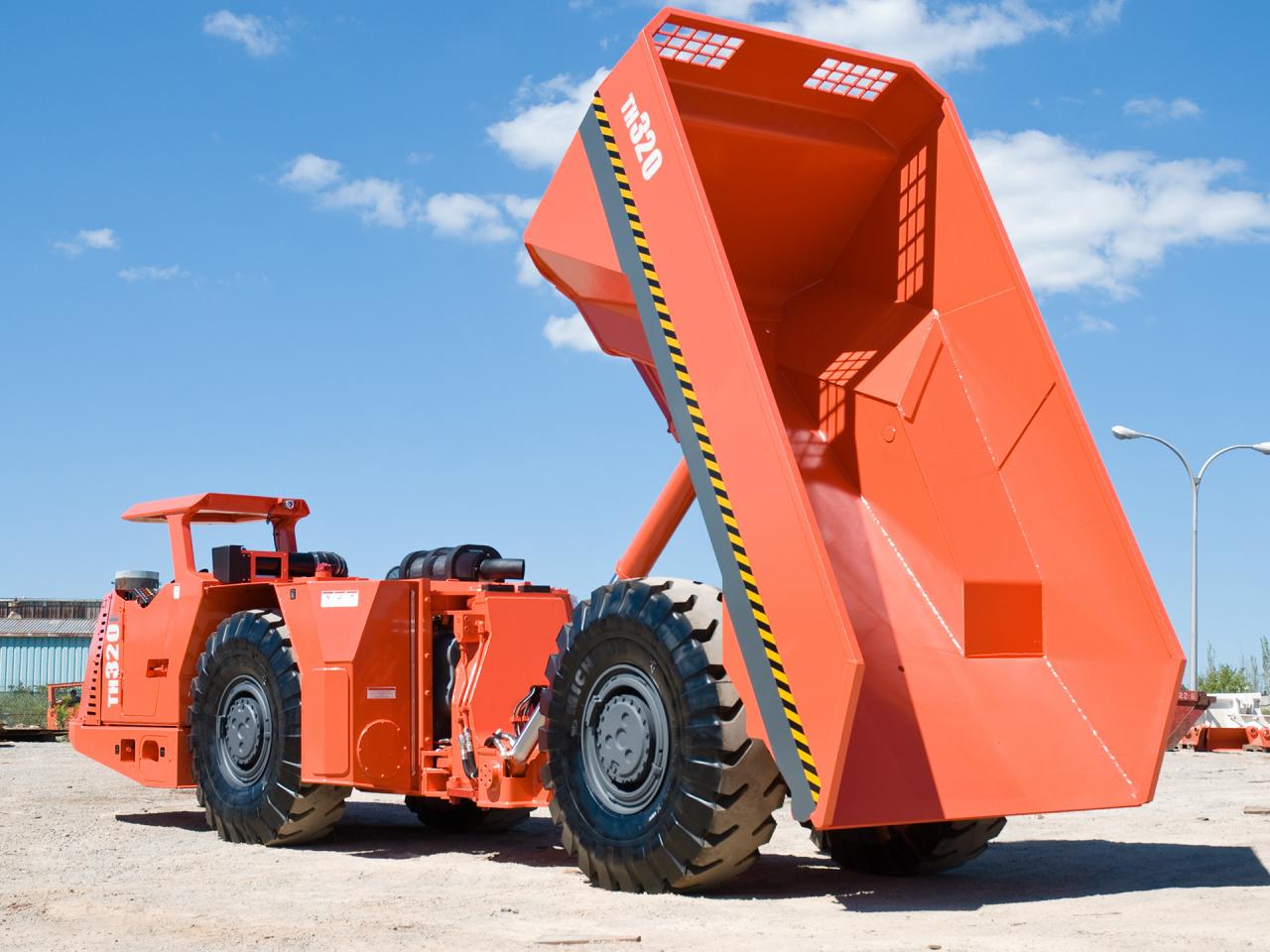 обои Sandvik TH320 мощный фото