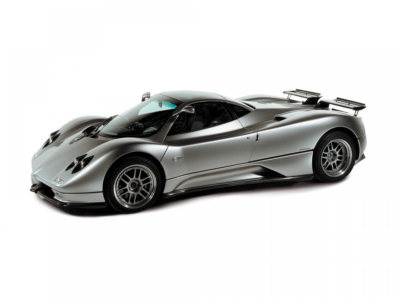 обои Pagani Zonda C12 S 7.3 2002 сбоку фото