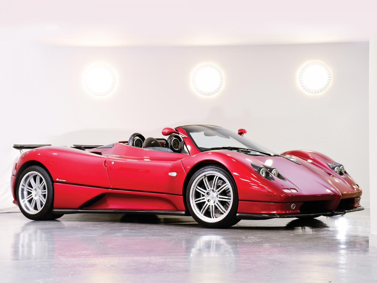 обои Pagani Zonda C12 S 7.3 Roadster 2002 красная фото