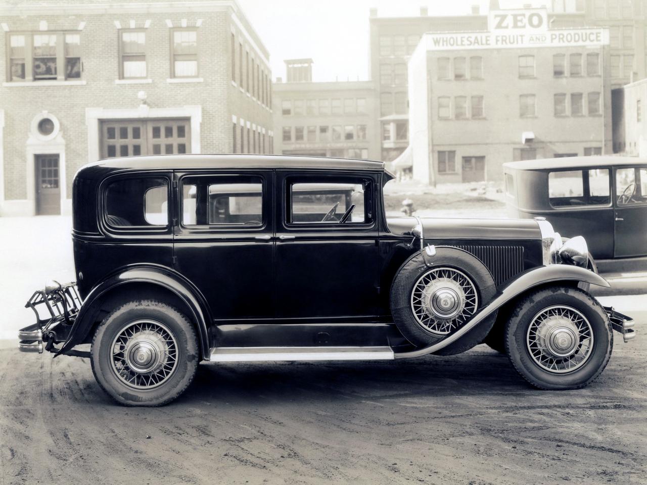 обои Buick Model 47 4-door Sedan 1930 бок фото