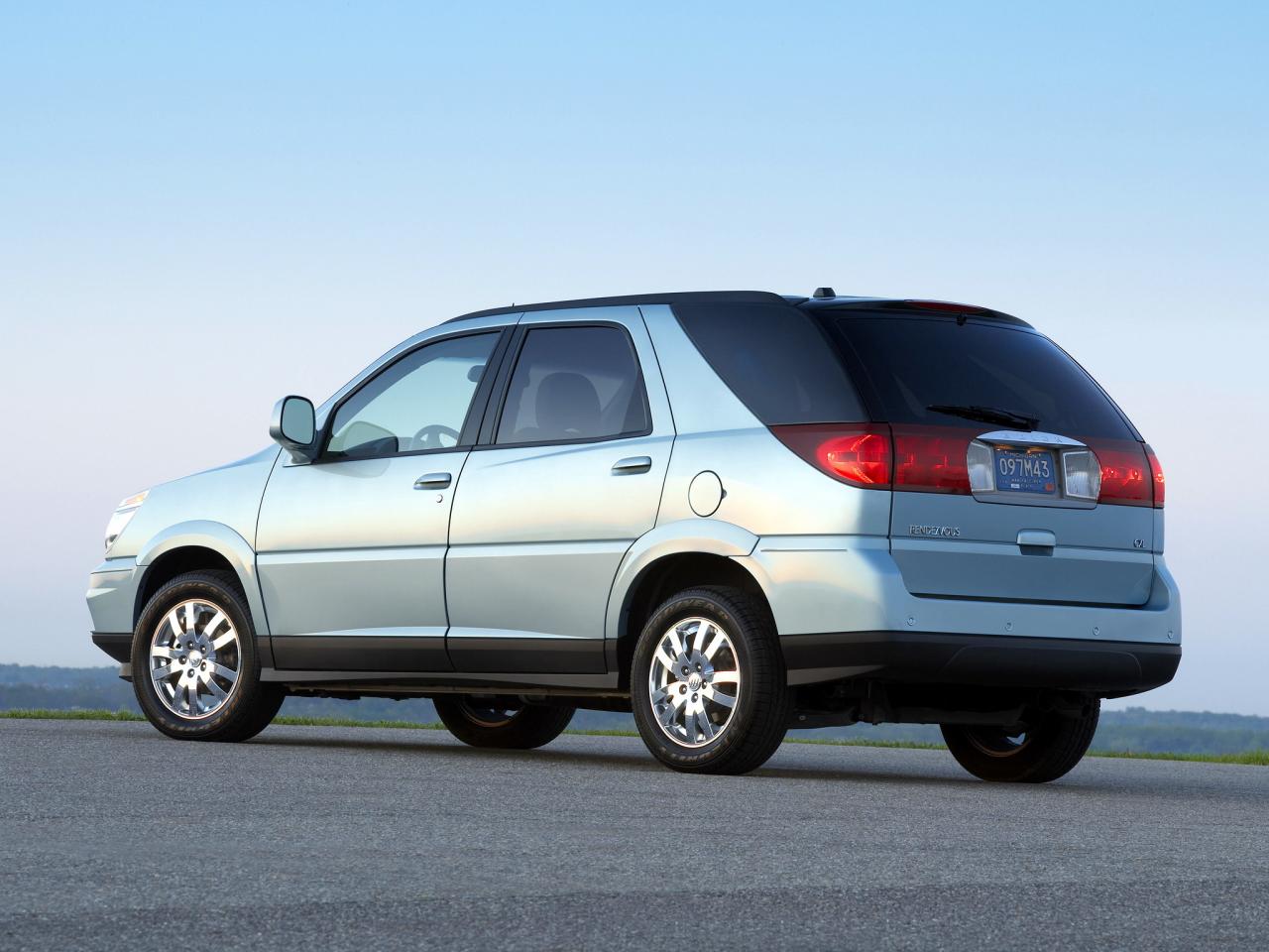 обои Buick Rendezvous 2004 зад фото