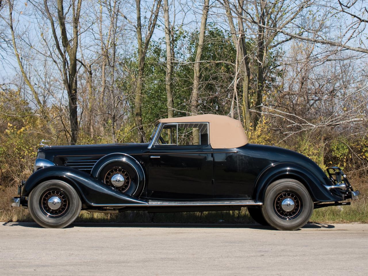 обои Buick 90 Convertible Coupe 1934 бок фото