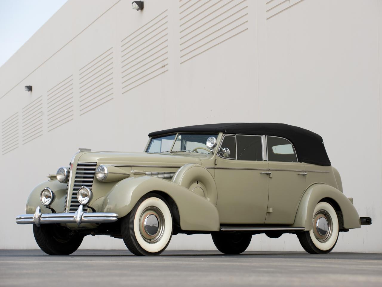 обои Buick Roadmaster Convertible Sedan (80) 1937 перед фото