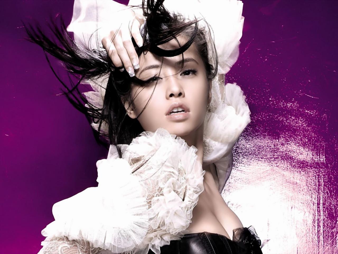 обои Фото с разворота фото