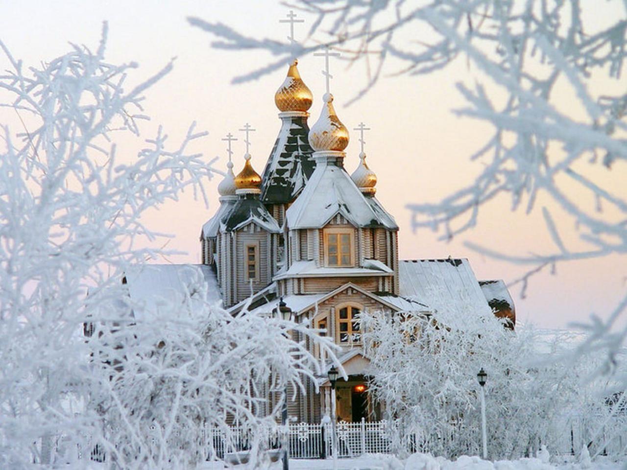 обои Церковь в снегу фото