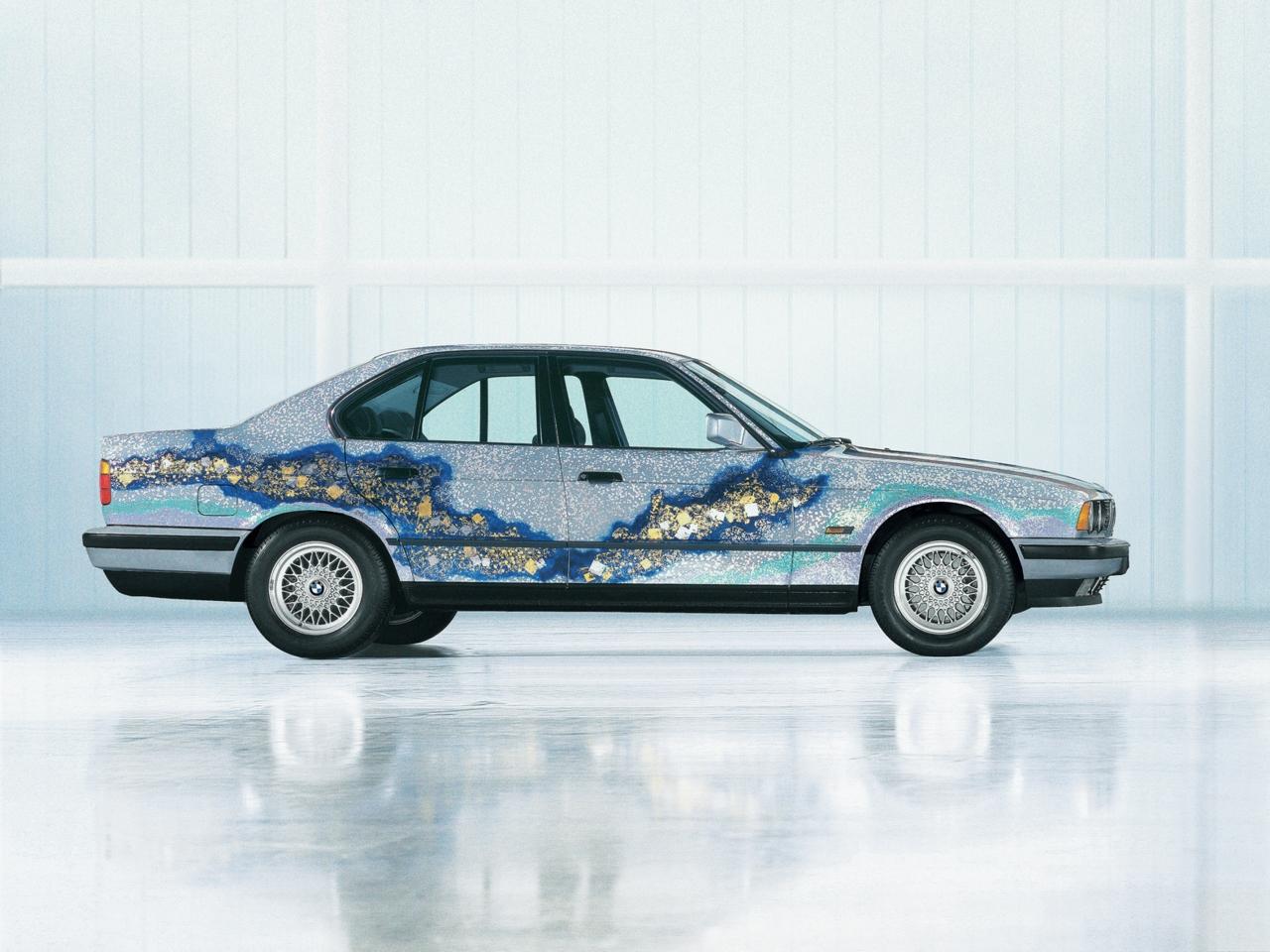 обои BMW 535i Art Car by Matazo Kayama (E34) 1990 бок фото