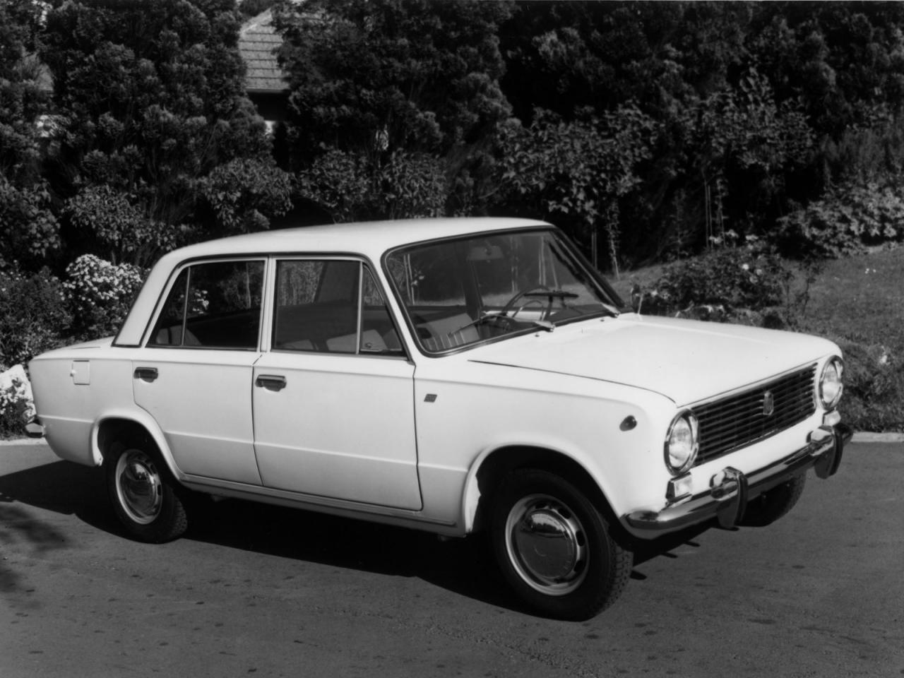 обои Lada 1200 (2101) 1971 белая фото