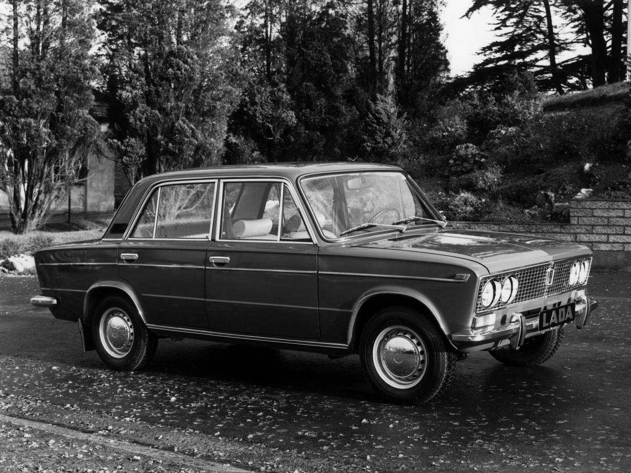 обои Lada 1300 S (21033) 1979 бок фото