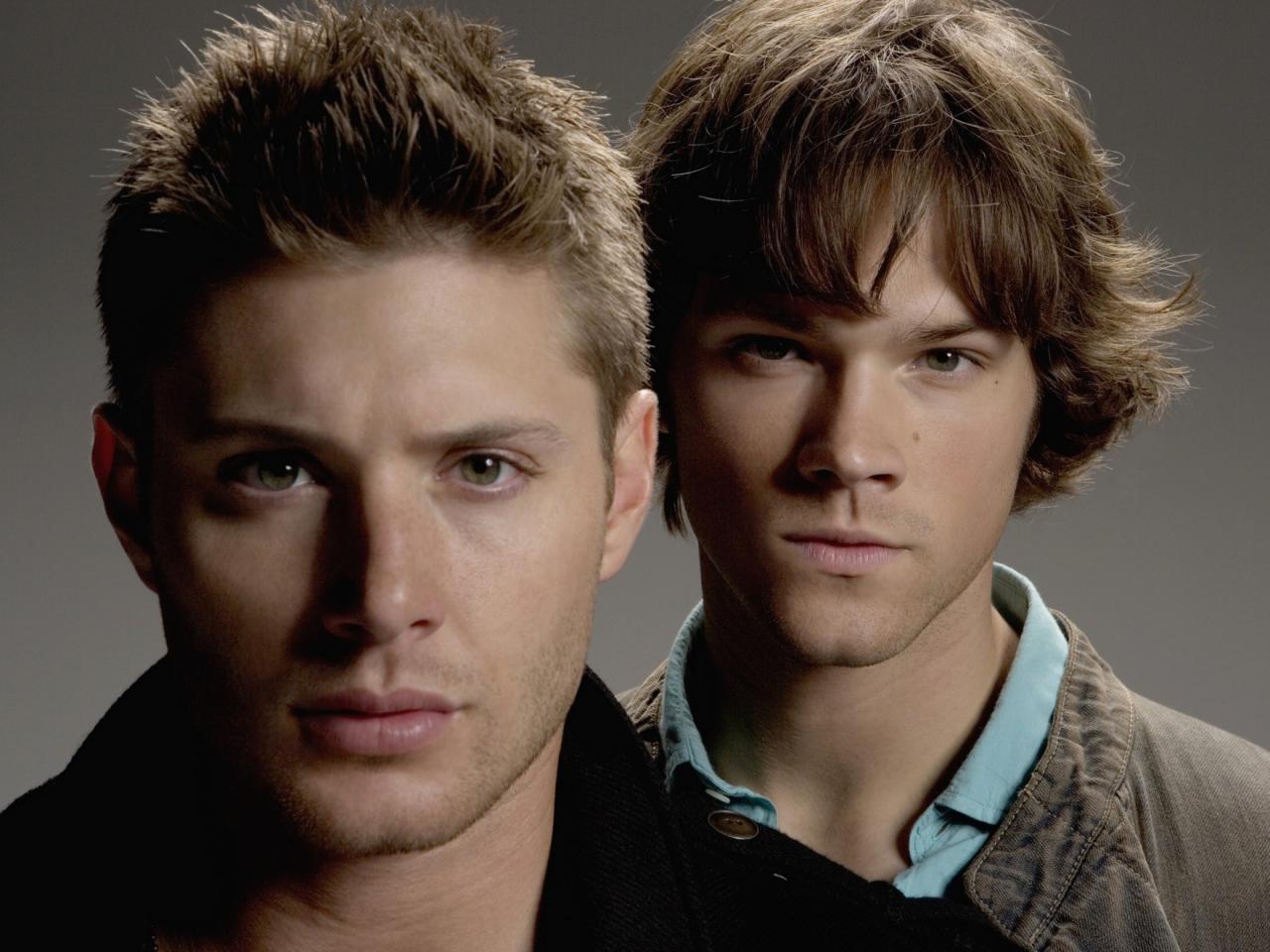 обои Jensen ackles,   jared padalecki,   два актера фото