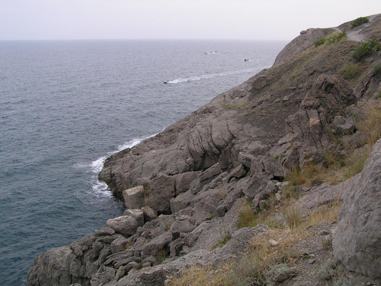 обои Вид моря со скалы фото