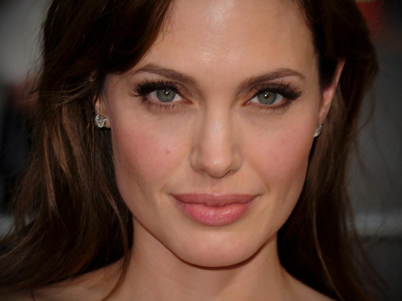 обои Angelina jolie красивое лицо фото