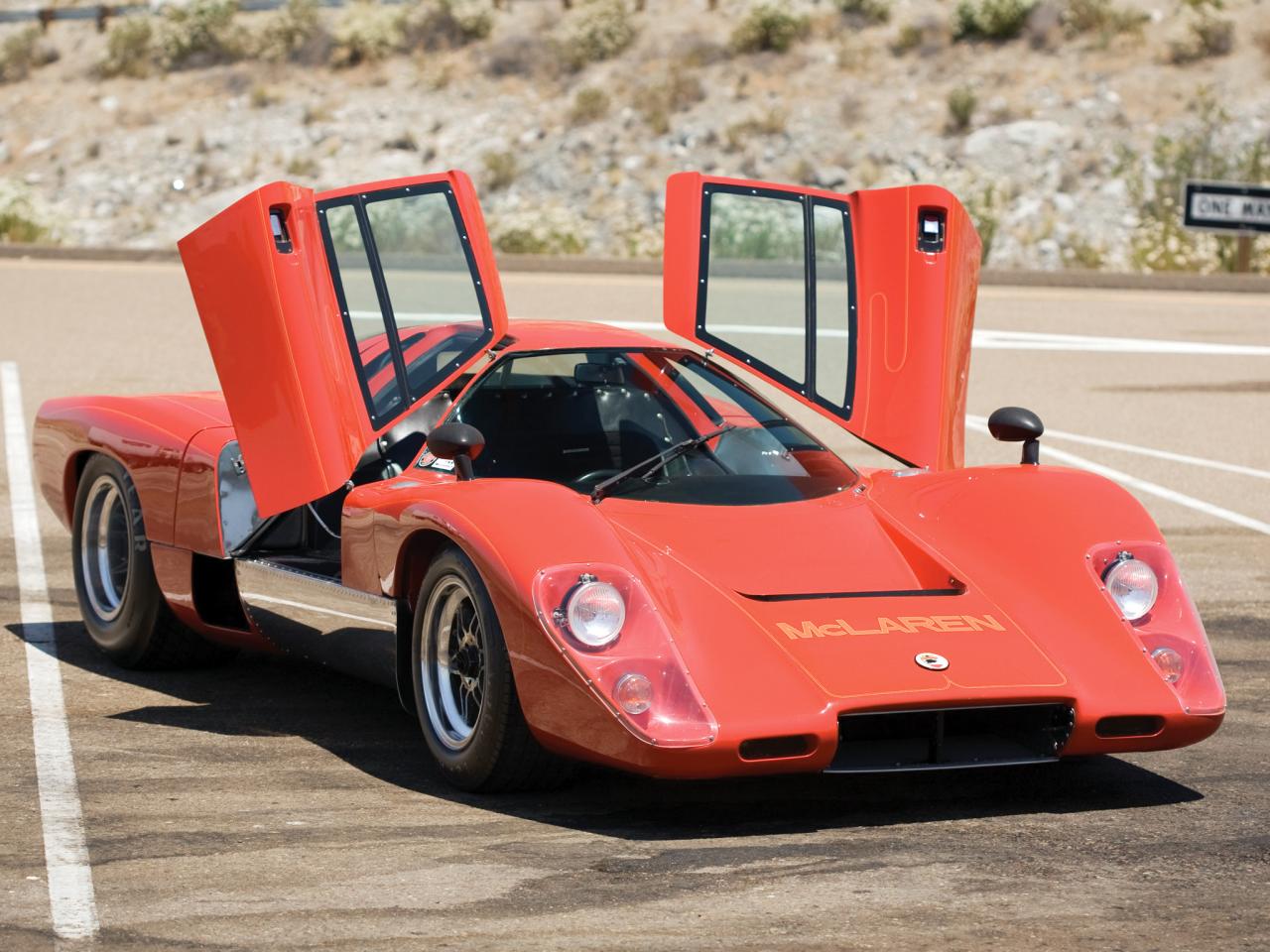 обои McLaren M6 GT 1970 двери фото