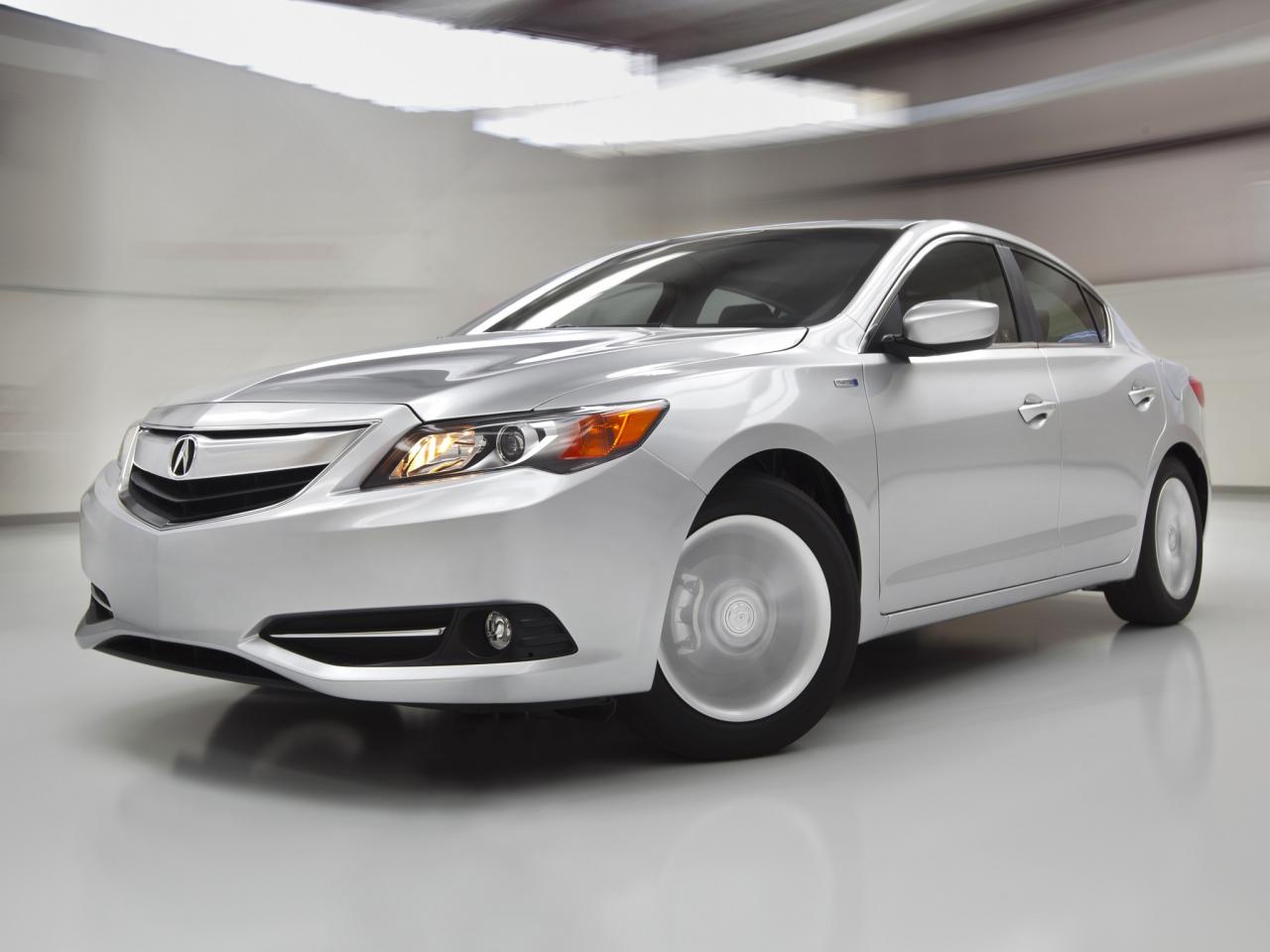 обои Acura ILX Hybrid 2012 белая фото