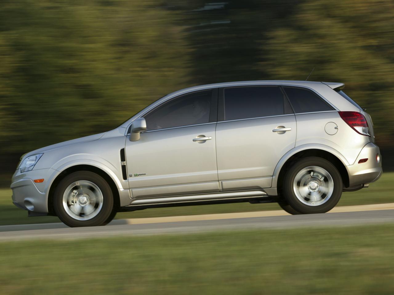 обои Saturn Vue Green Line Hybrid 2008 на дороге фото