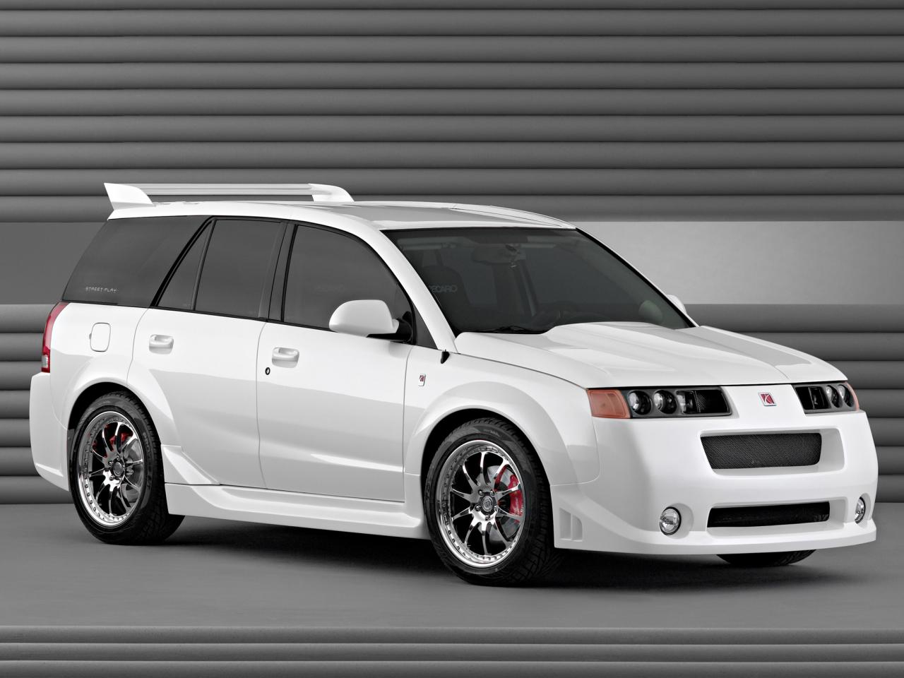 обои Saturn Vue Red Line Street Play Concept 2004 перед фото