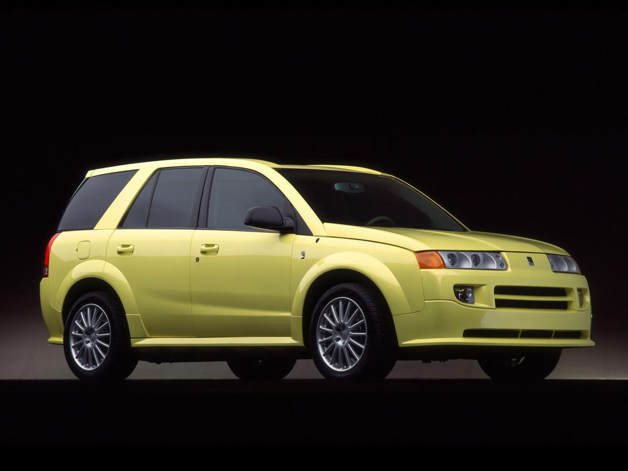 обои Saturn Vue Urban Expression 2002 сбоку фото