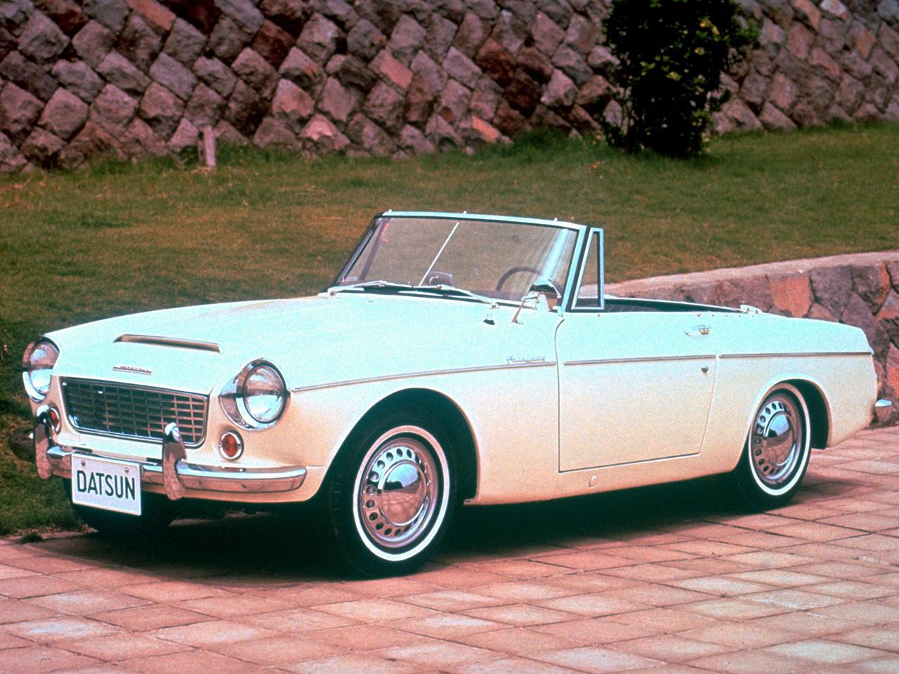 обои Datsun Fairlady 1500 (SP310) 1962 бок фото