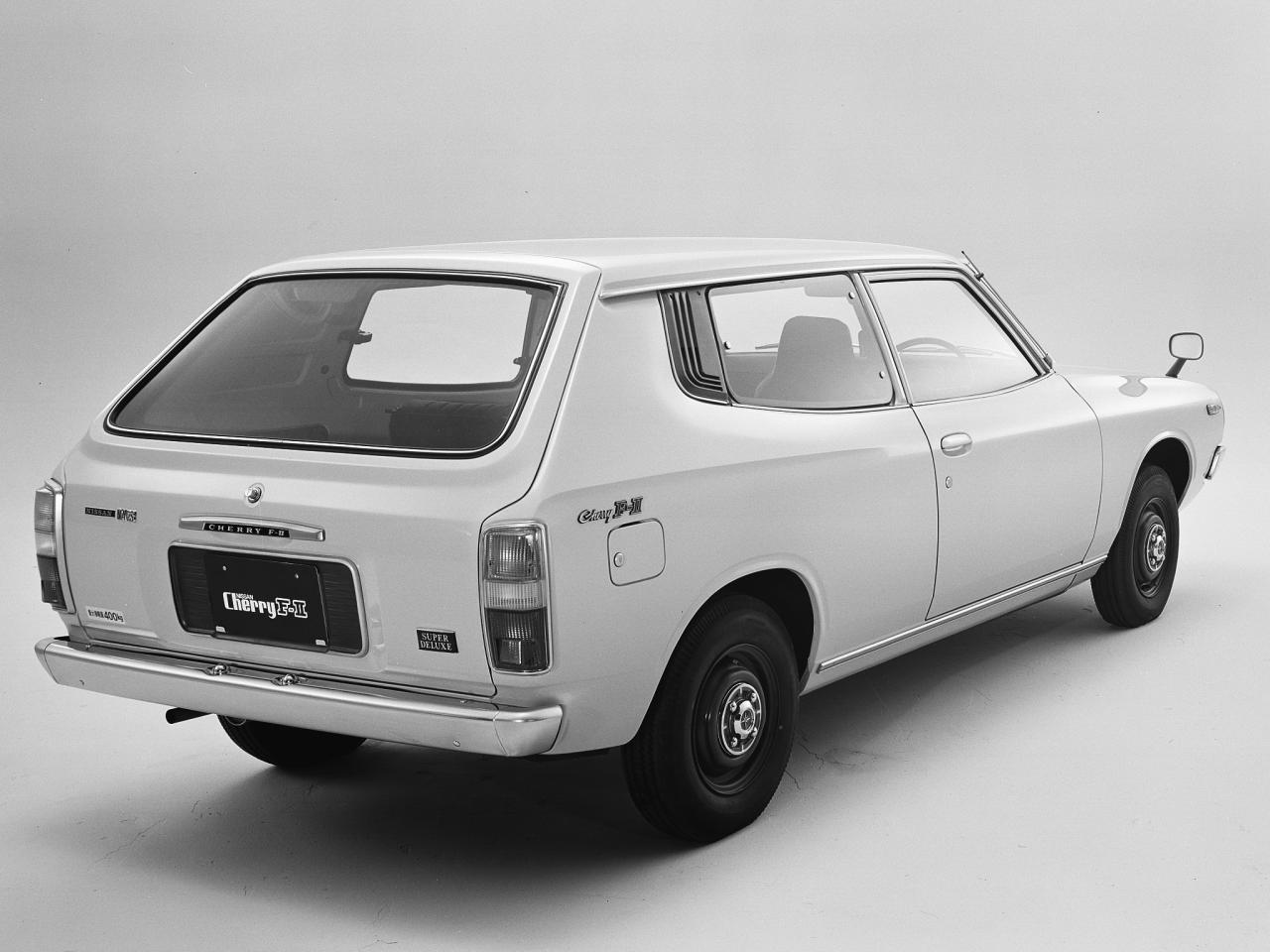 обои Nissan Cherry F-II Van (F10) 1974 зад фото