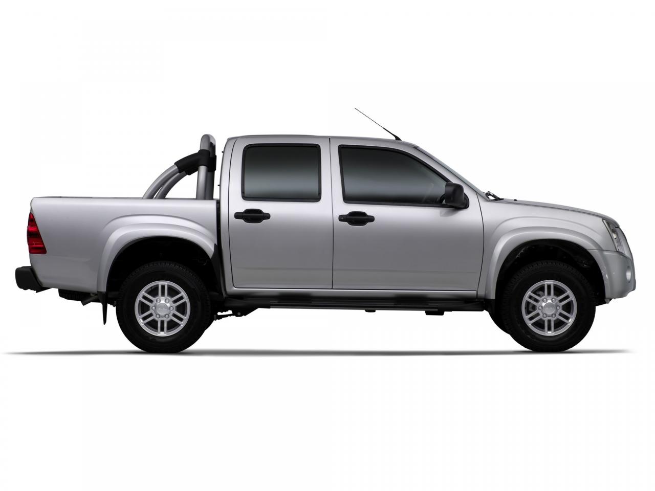 обои Isuzu KB Double Cab 2010 бочек фото