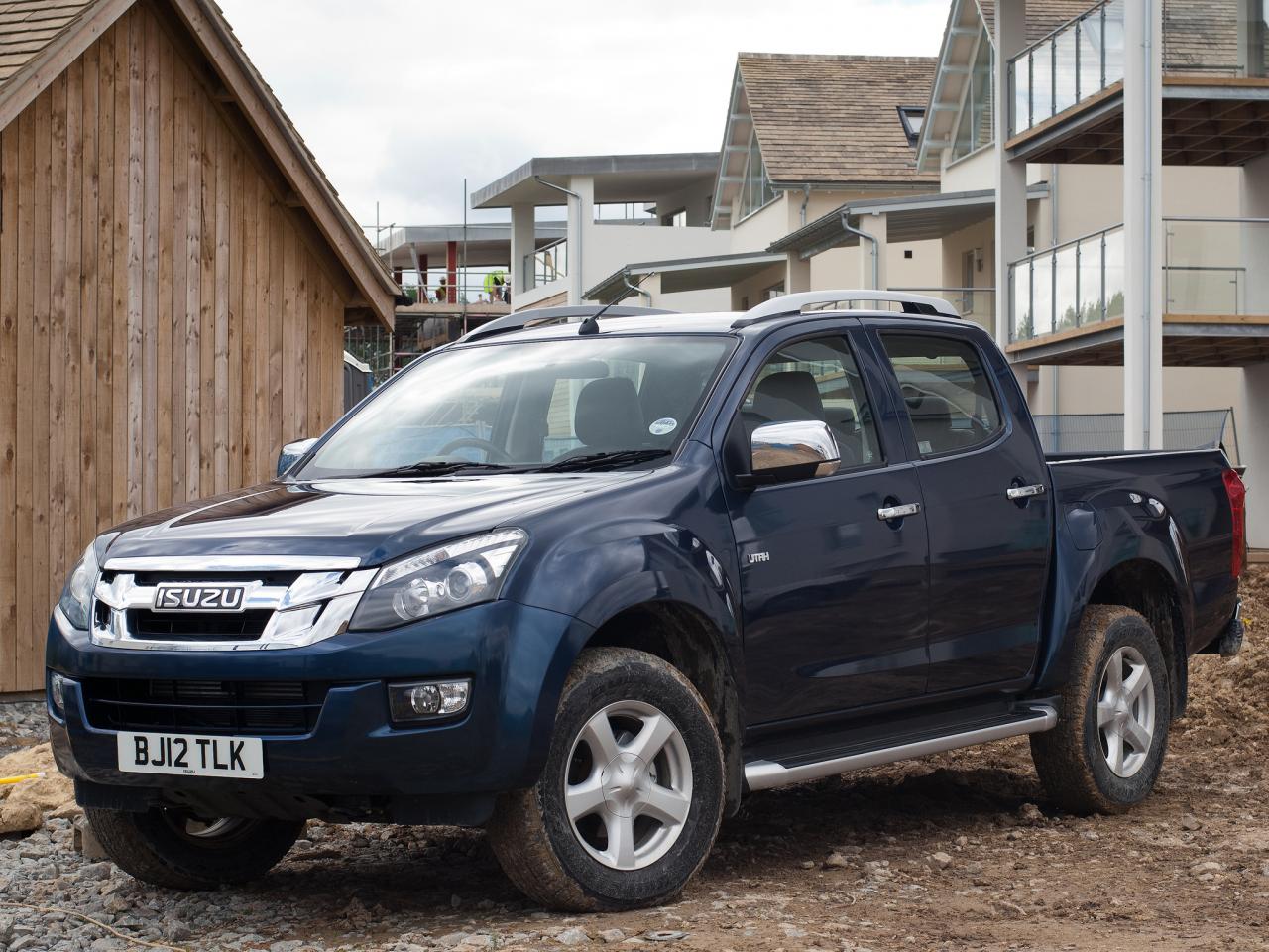 обои Isuzu D-Max Double Cab UK-spec 2012 дома фото