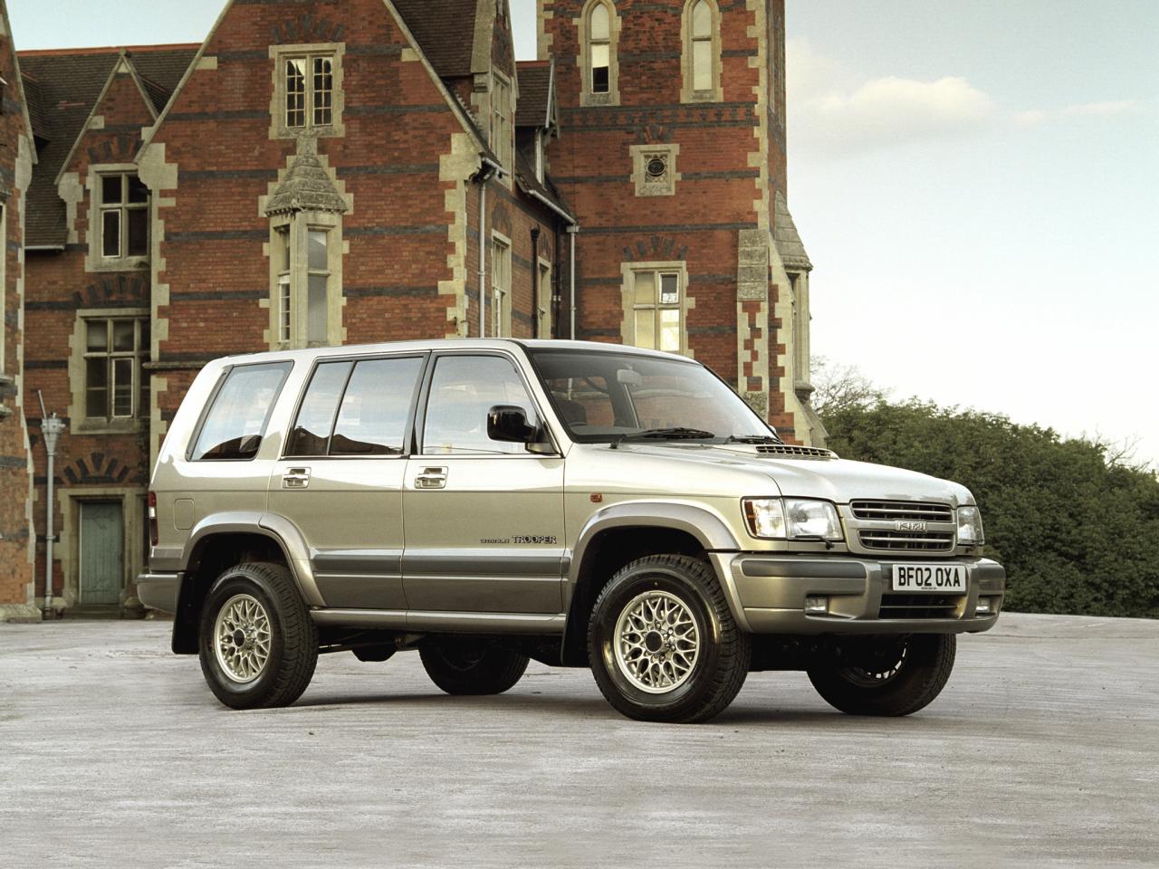 обои Isuzu Trooper UK-spec 1998 дом фото