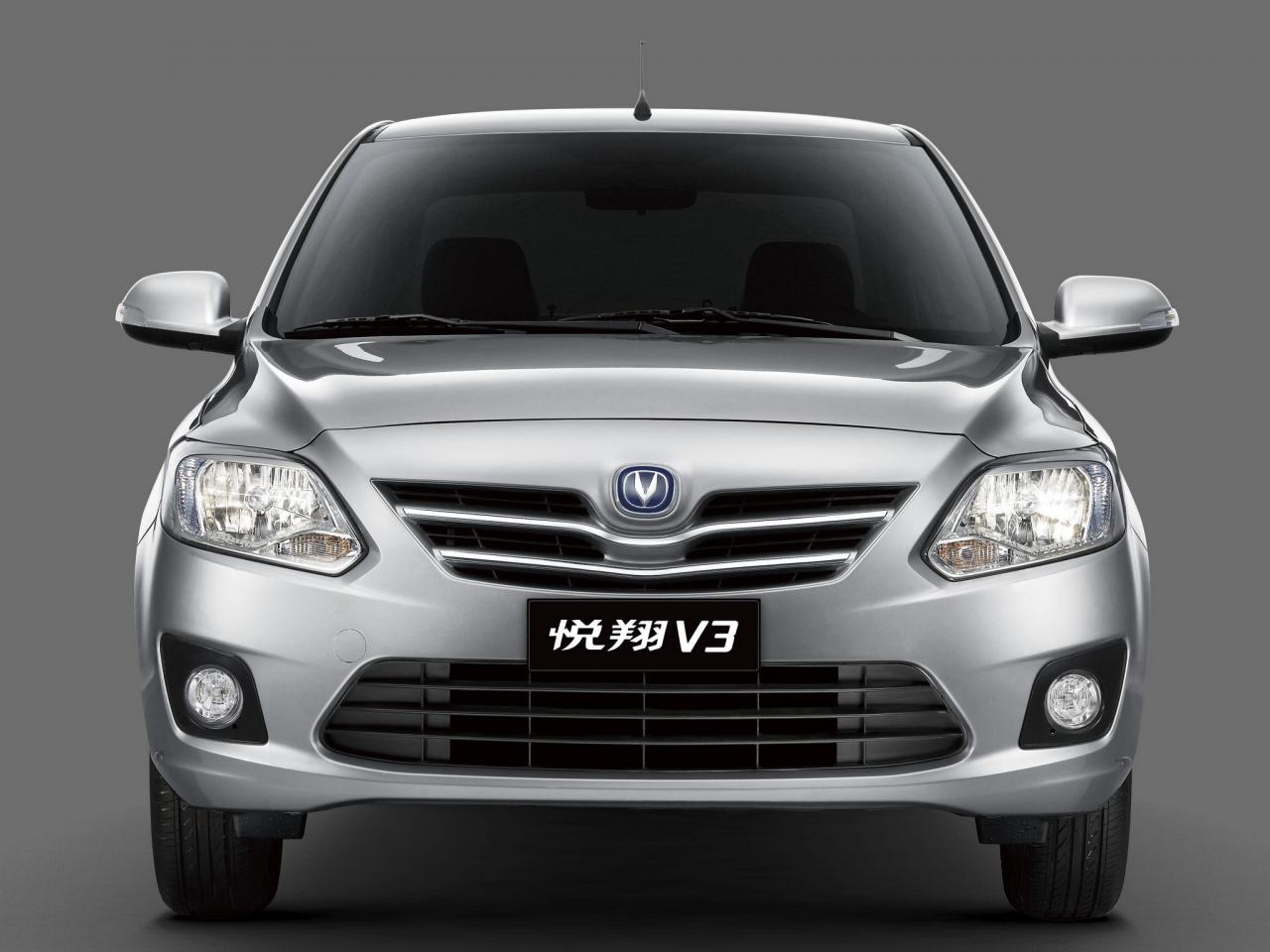 обои Chana Alsvin V3 Sedan 2012 перед фото