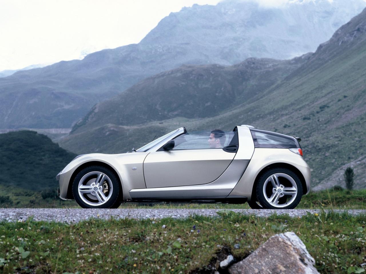 обои Smart Roadster Coupe 2003 горы фото