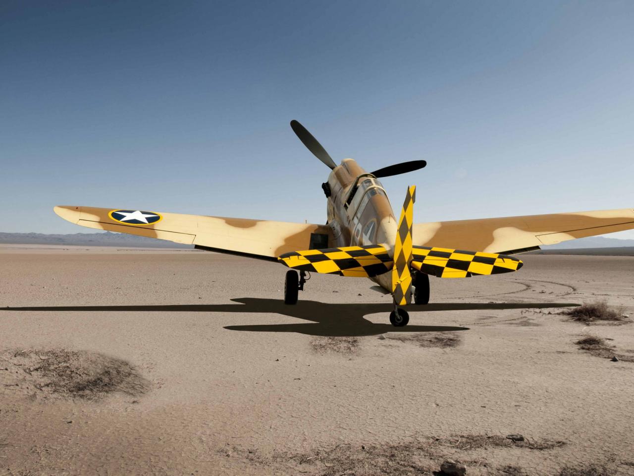 обои Самолет Desert P-40 фото
