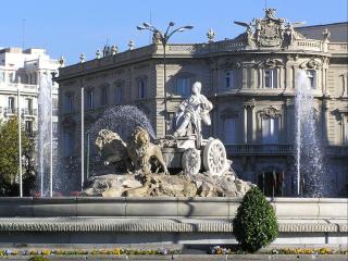 обои Фонтан Кибелы и дворец Линарес. Мадрид фото