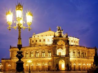 обои Оперный театр в Дрездене фото