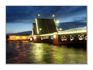 обои Разведенный питерский мост фото