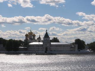 обои Ипатьевский монастырь. Кострома фото