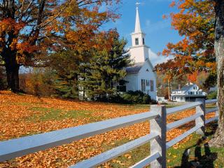 обои Церковь в осеннюю пору, Новая Англия фото