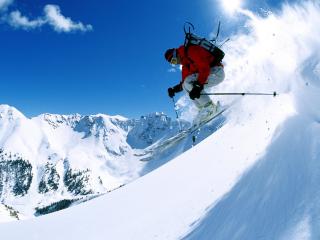 обои Спуск на горных лыжах фото