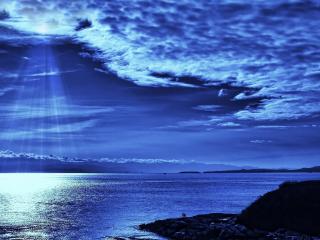 обои Синий свет над морем фото