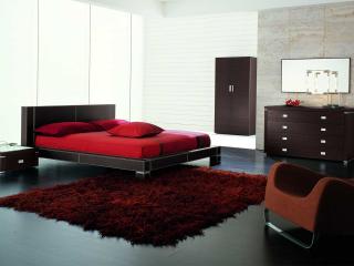 обои Спальня с красной постелью фото