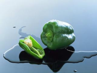 обои для рабочего стола: Зеленый болгарский перец