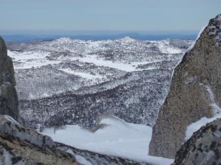 обои Вид на заснеженную местность с горы фото