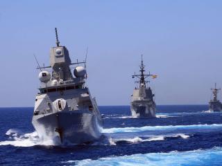 обои Три боевых корабля фото