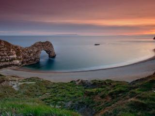 обои Пляж и каменистые скалы фото