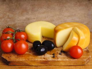 обои Сыр,  черри и оливки фото