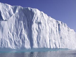 обои Огромный белый айсберг фото