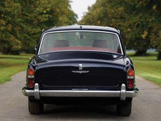 обои Rolls-Royce Silver Shadow 1965 зад фото