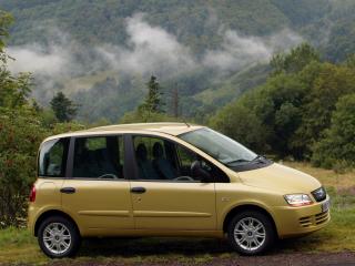 обои Fiat Multipla 2004 горы фото