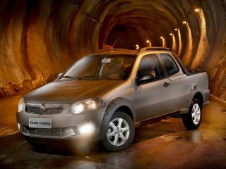 обои Fiat Strada Trekking CD 2012 свет фото