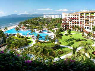 обои Мексика,   Пуэрто-Вальярта,   панорамный вид из окна шикарного отеля фото