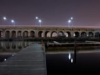 обои Пиpсы и мост с фонарями фото